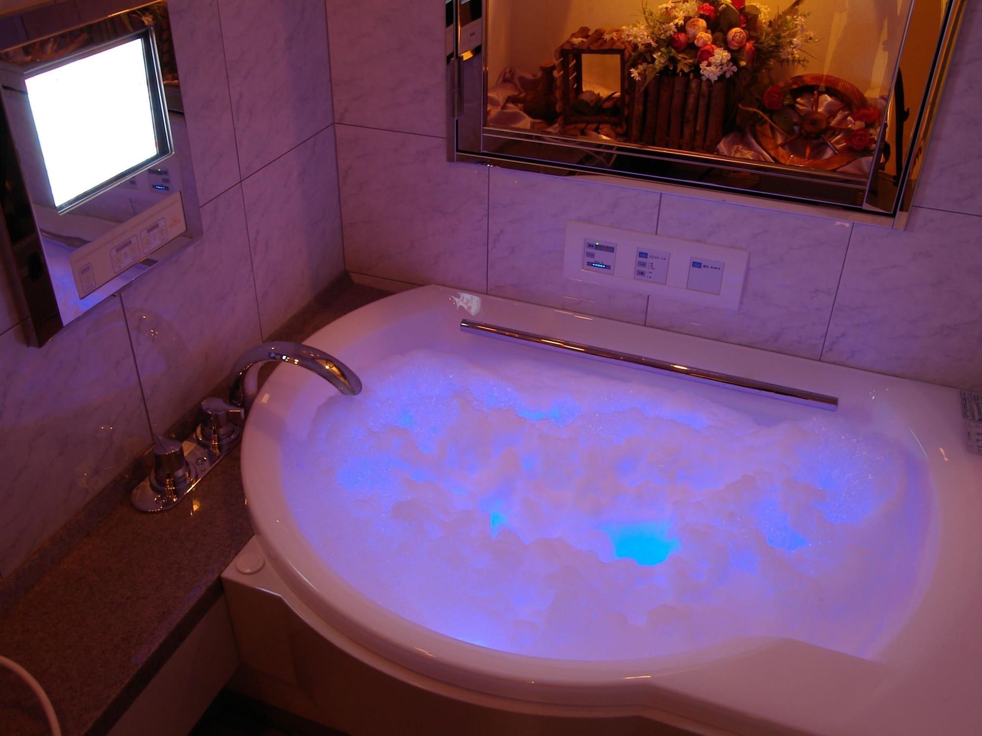 Hotel Fine Garden Umeda (Adults Only) Осака Екстериор снимка