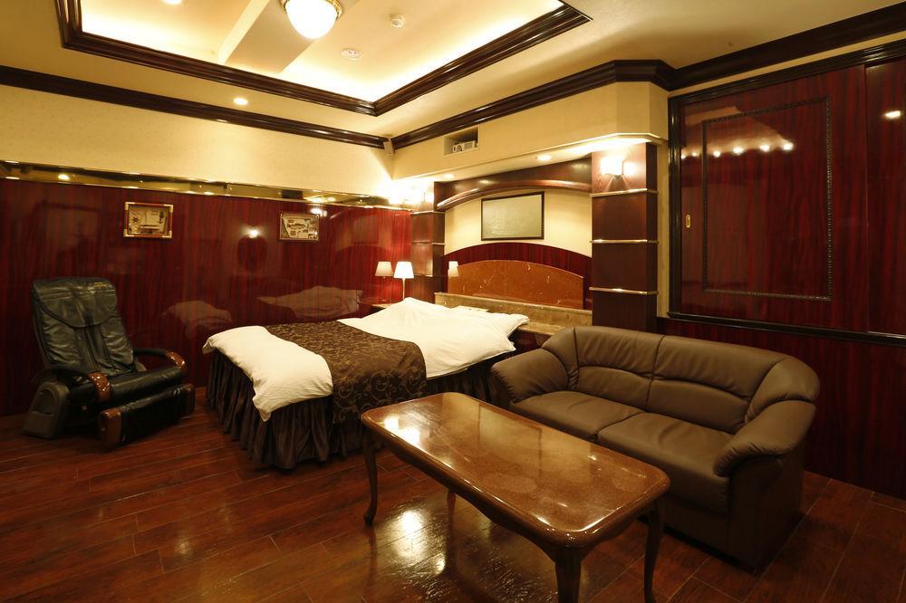 Hotel Fine Garden Umeda (Adults Only) Осака Екстериор снимка