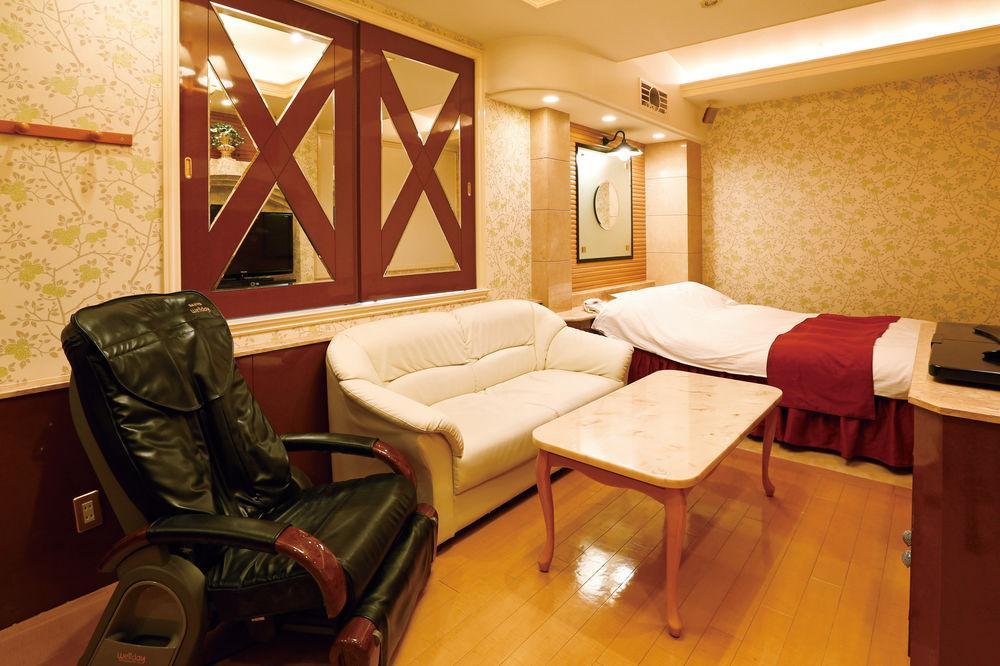 Hotel Fine Garden Umeda (Adults Only) Осака Екстериор снимка