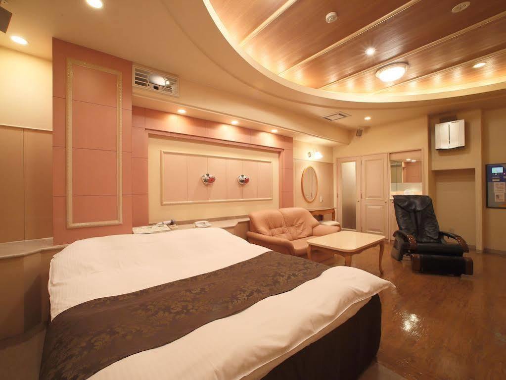Hotel Fine Garden Umeda (Adults Only) Осака Екстериор снимка